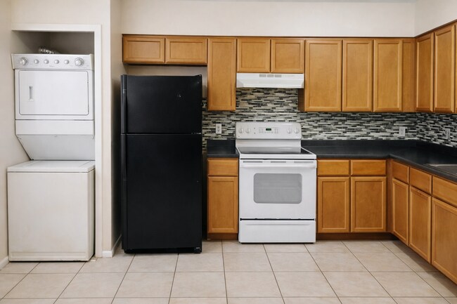 Foto del edificio - 4777 Orange Grove Blvd