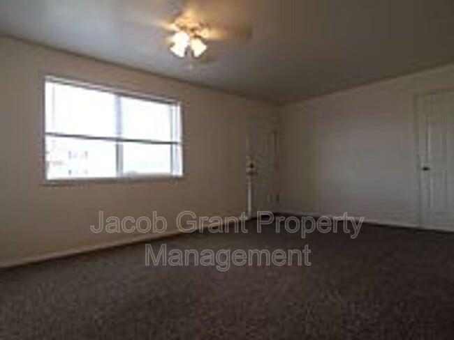 Building Photo - 2540 Pumice Dr