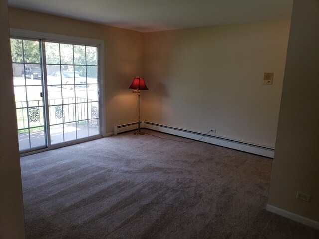 Building Photo - 12810 Hill Dr