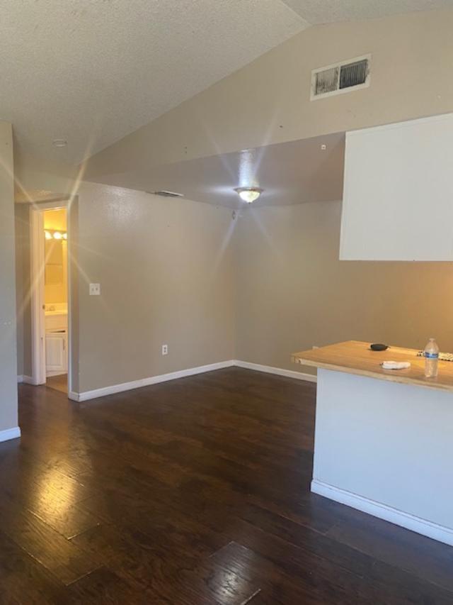 Foto del edificio - 3126 Laurelhurst Dr