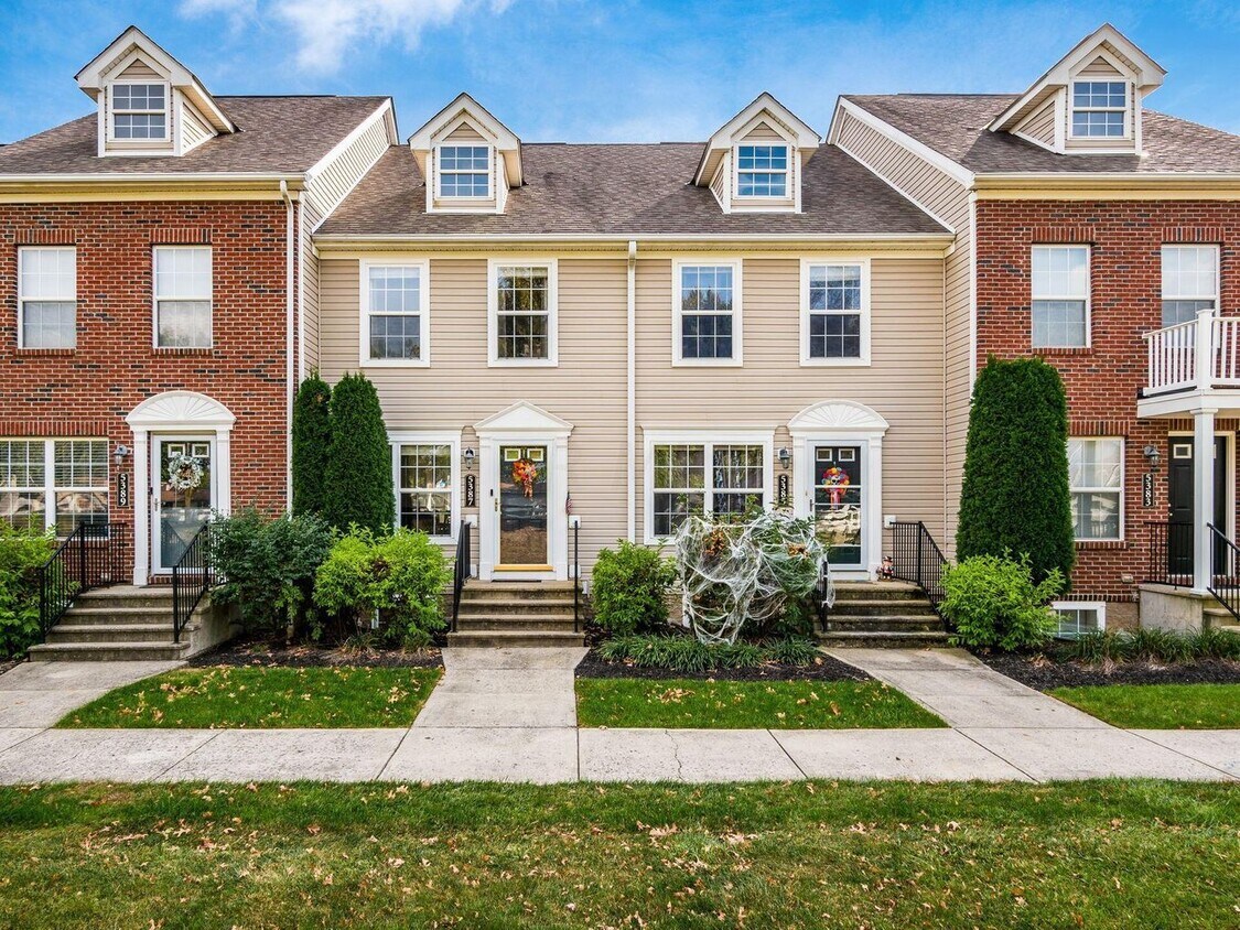 Foto principal - 5387 Central College Rd