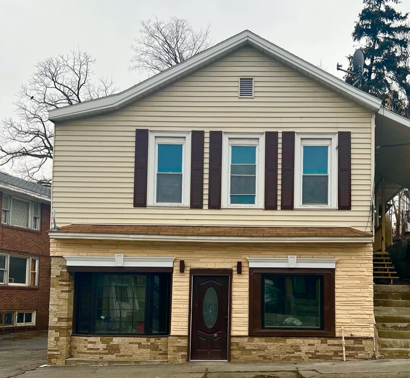 Foto principal - 1017 Butternut St