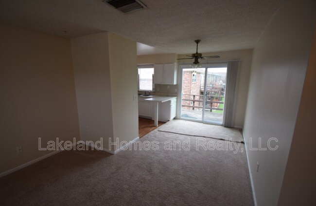 Foto del edificio - 1920 E Edgewood Dr