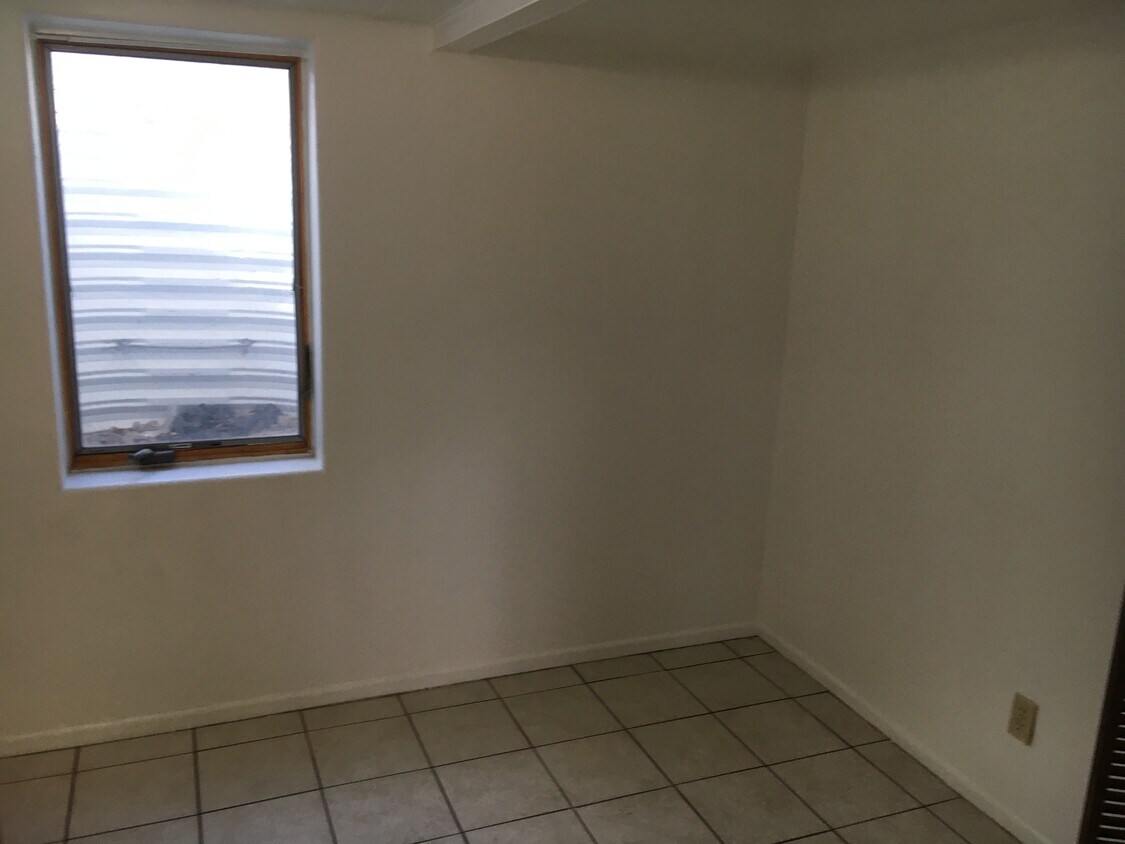 1212 W 2nd Ave Unit Basement Apartment, Cheyenne, WY 82001 Apartments