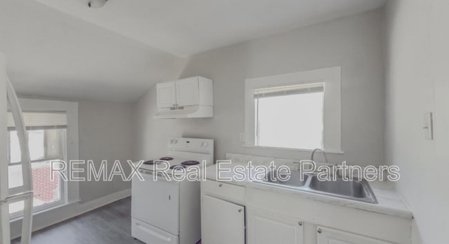 Photo - 111 Mable St Apartment