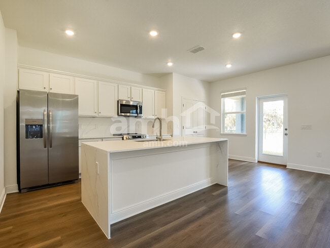 Building Photo - 1529 Blue Nile Pt