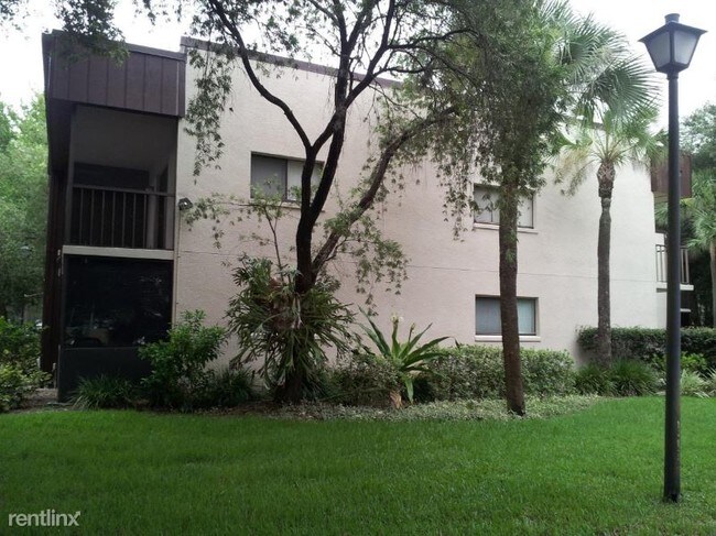 Building Photo - 11704 Raintree Village Blvd