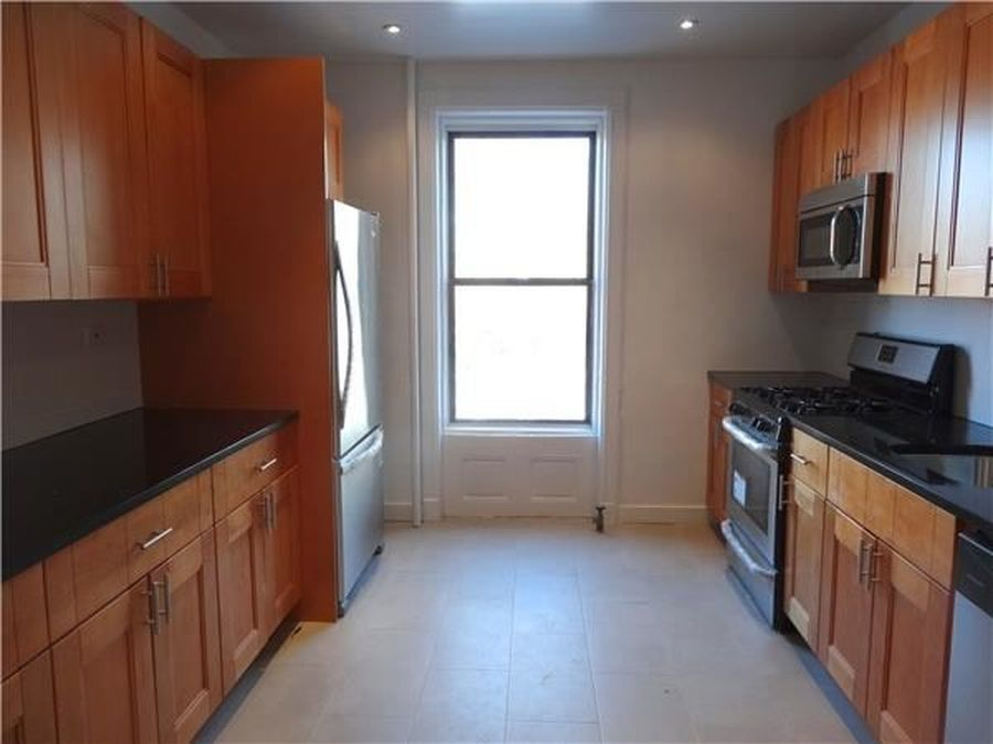 Foto del edificio - 186 Dekalb Ave