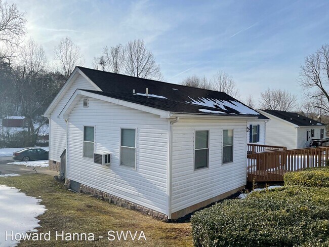 Building Photo - 3 br, 2 bath House - 150 Evergreen Avenue