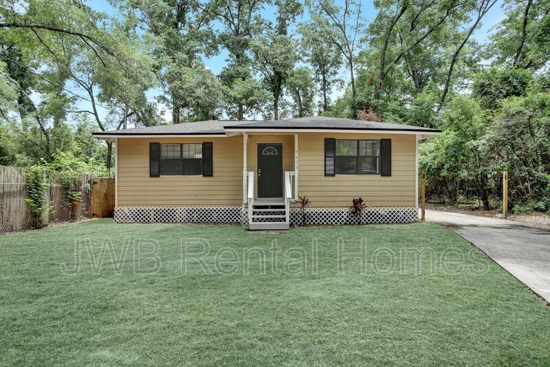 Foto principal - 7423 Orlando Ave