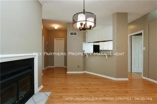 Foto del edificio - 4853 Horton St