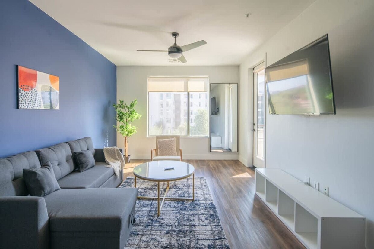 Foto principal - 701 W Rio Salado Pkwy