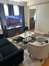 Building Photo - 8328 S Ingleside Ave