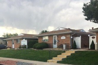 Birchwood Village Apartments Colorado Springs Co Apartments Com