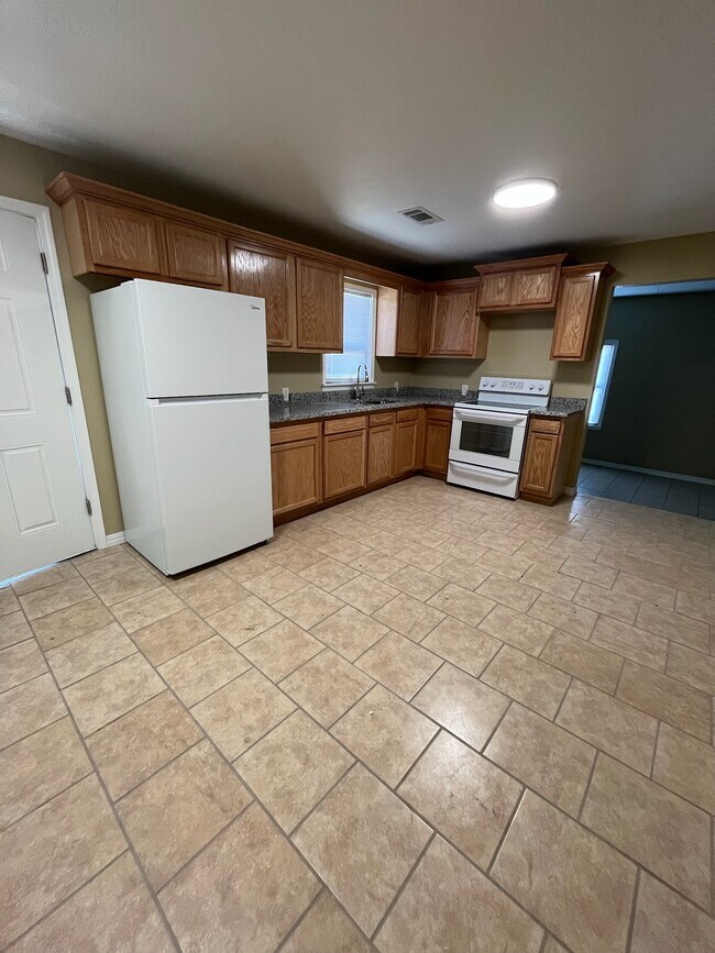 Foto del edificio - 132 Torreon Dr