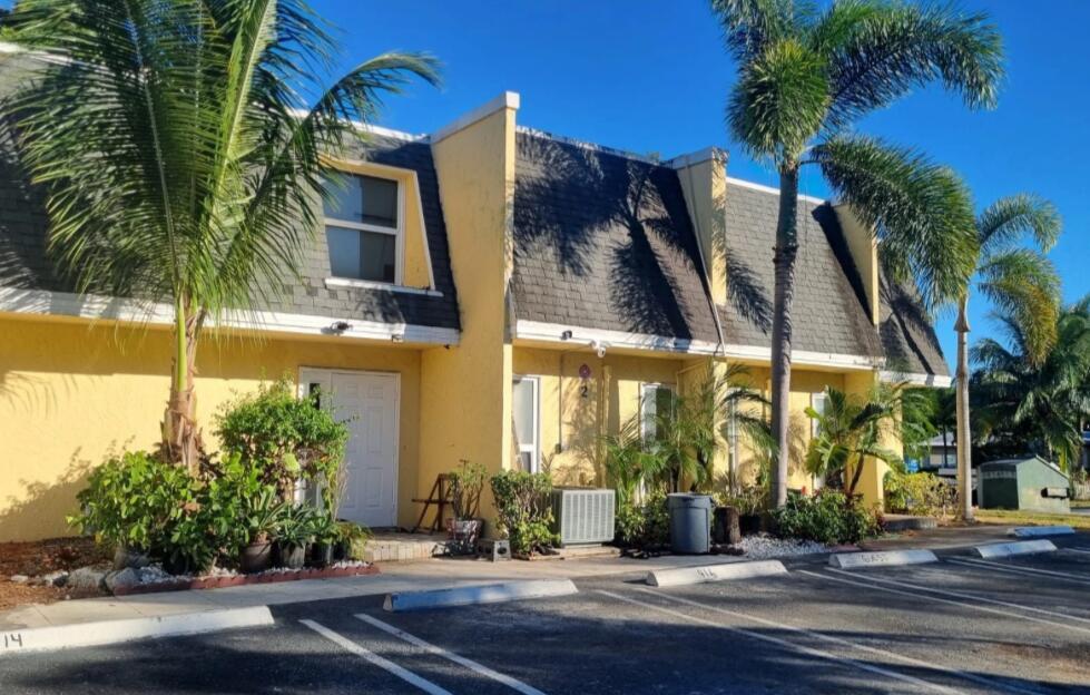 Foto principal - 500 SW 1st St