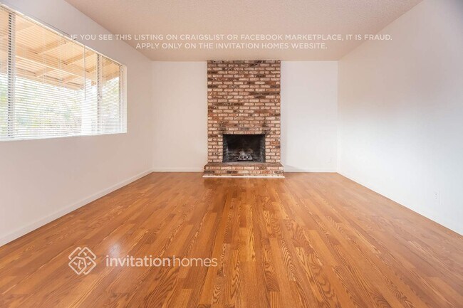 Building Photo - 497 Burlington Dr