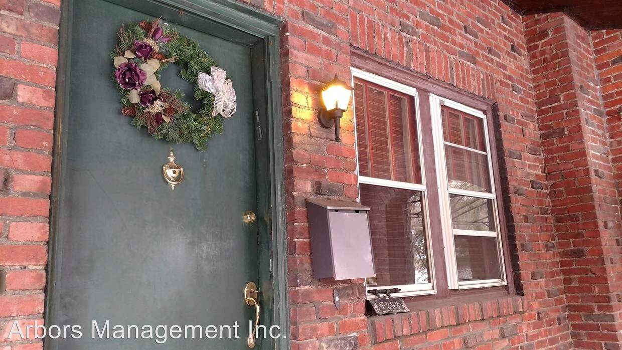 Foto del edificio - 5293 Forbes Ave