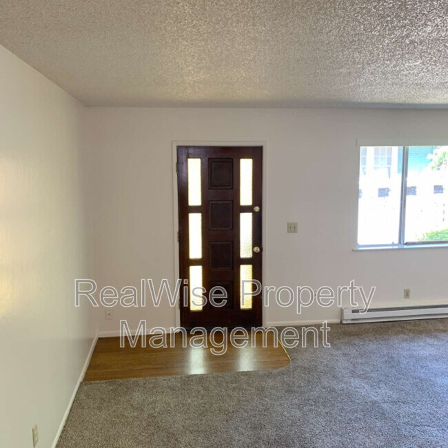 Foto del edificio - 411 SE Riverside Ave