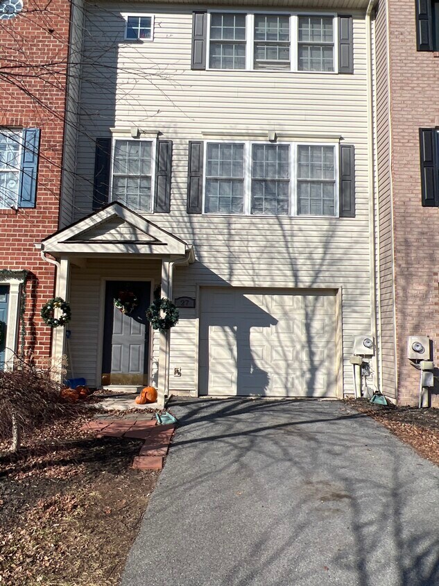 Primary Photo - 70 Ritter Dr