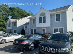 Building Photo - 143 W Victoria Ct