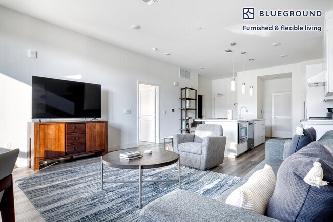 Building Photo - 3578 Rambla Pl