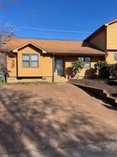 Building Photo - 100 Sunningdale Ct