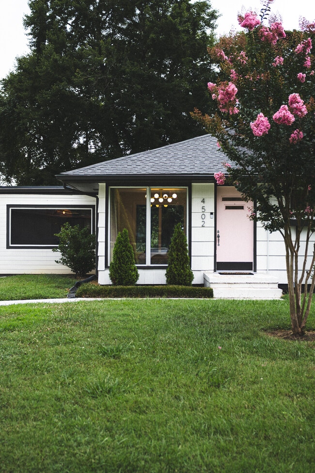 Building Photo - 4502 Glasgow Rd