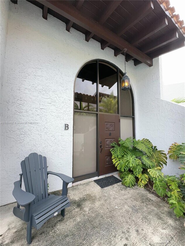 Primary Photo - 9280 Biscayne Blvd