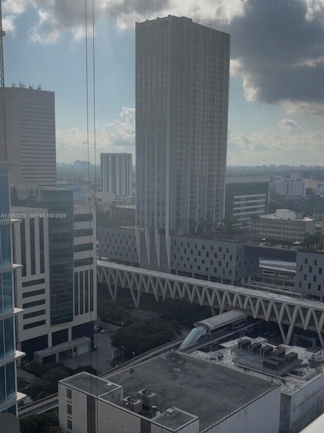 Foto del edificio - 11 NE 6th St