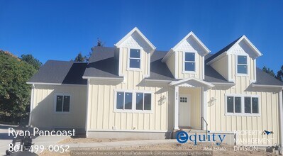 Building Photo - 3076 N 325 W