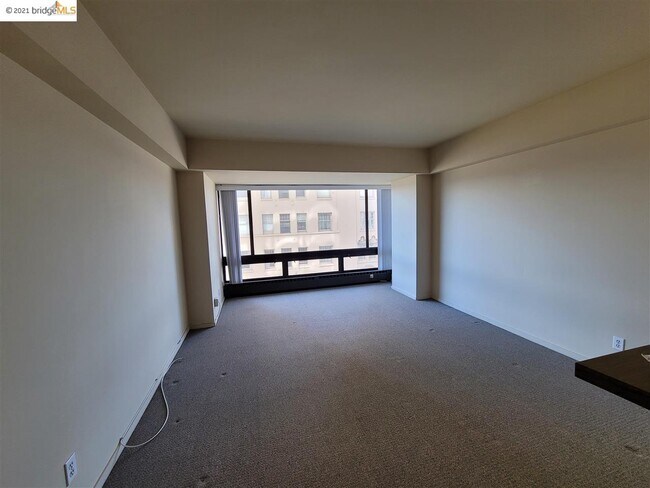 Building Photo - 1177 California St