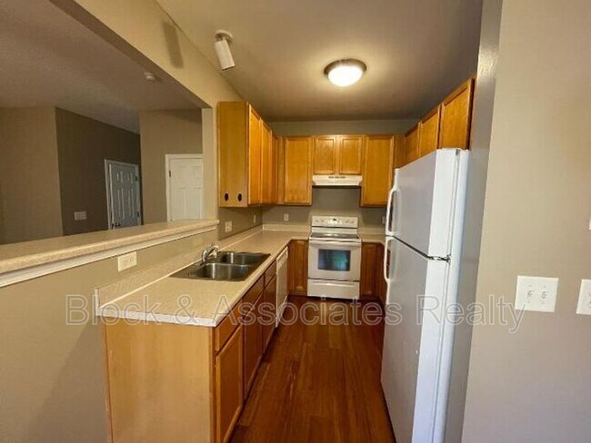 Building Photo - 5506 Cottonrose Ln