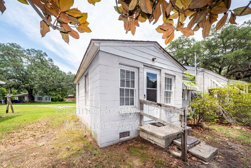 Foto principal - 2214 B Midland Park Rd