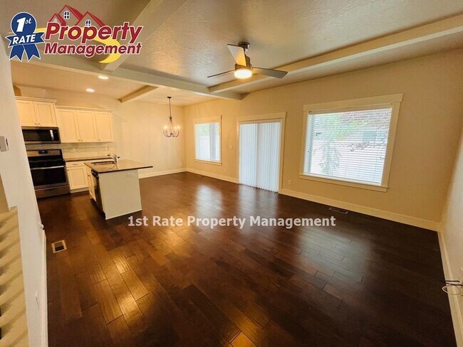Foto del edificio - 431 S Academy Ln
