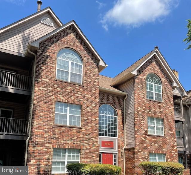 Foto principal - 9704 Lake Point Ct