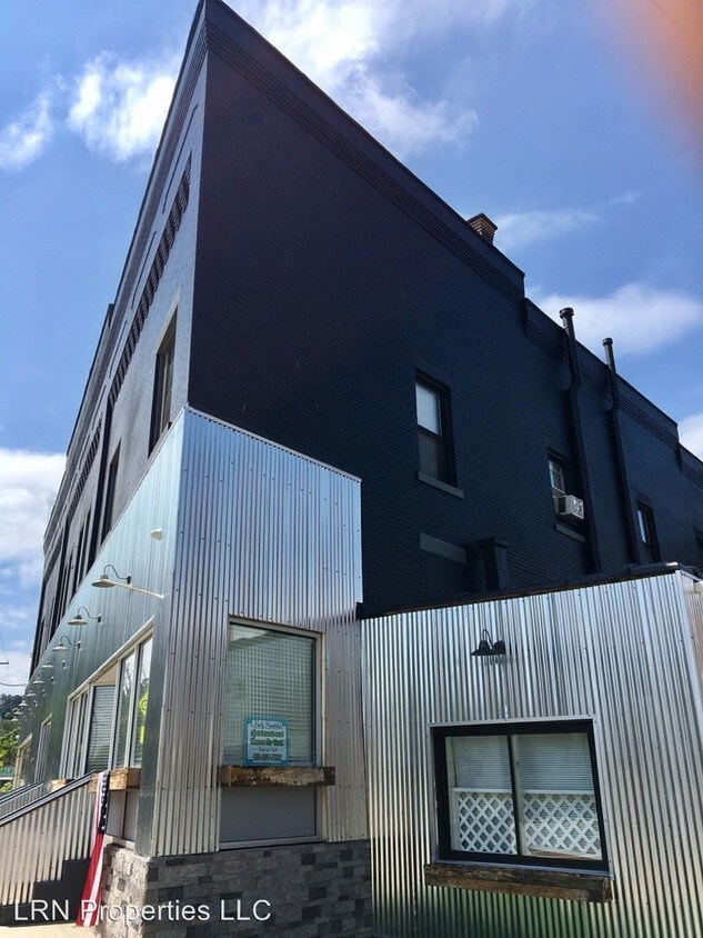 Primary Photo - 103 O'Hara St