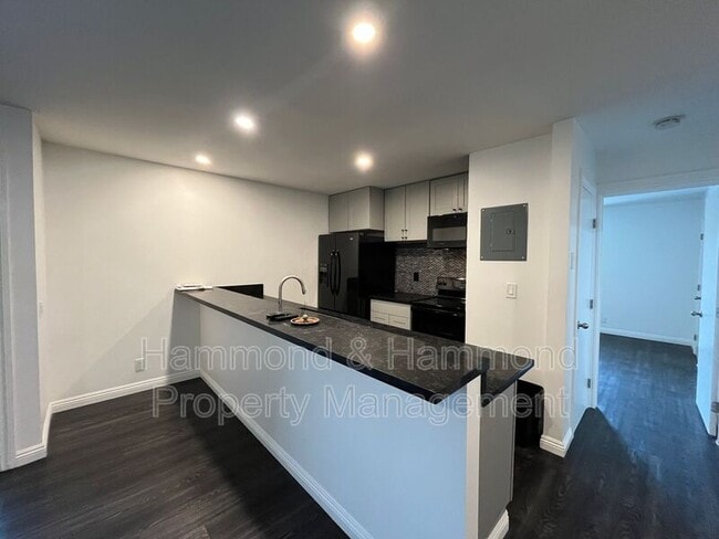 Foto del edificio - 20930 Parthenia St