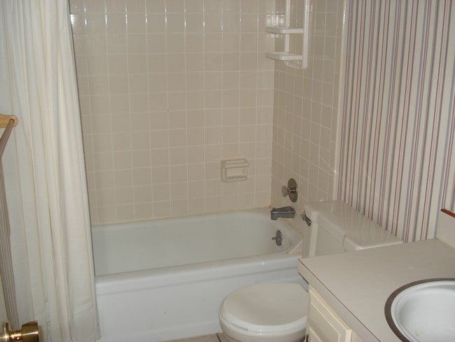 Foto del diseño de interior - 3567 Bosworth Rd