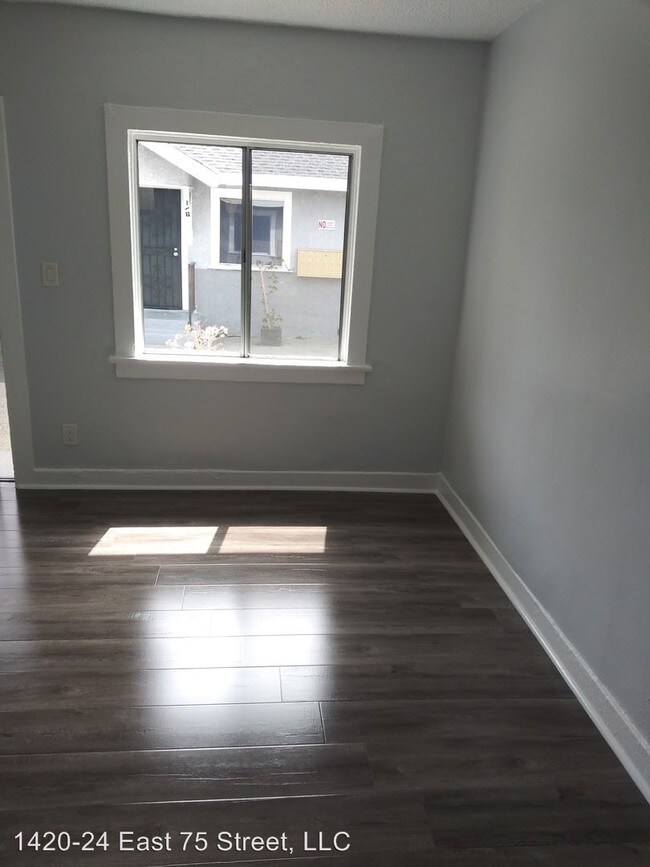 Foto del edificio - 1420 E 75th St
