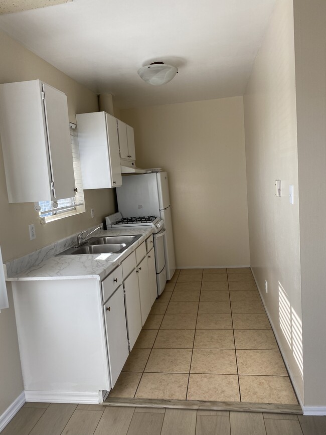 Building Photo - 17100 Gramercy Plz