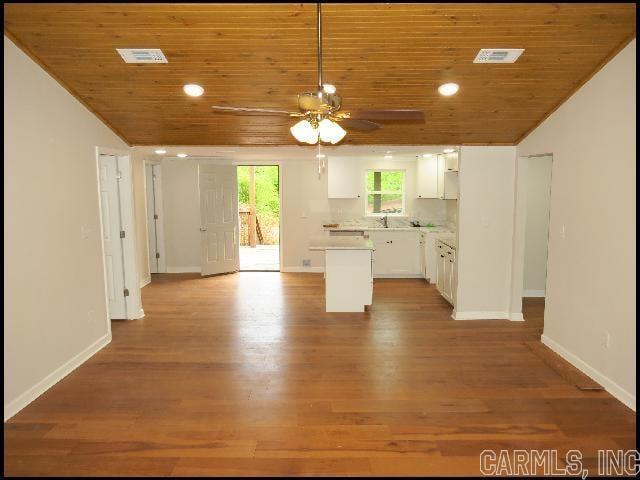 Building Photo - 6522 Springhill Rd