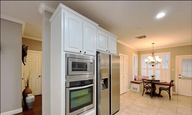 Foto del edificio - 621 Roy St