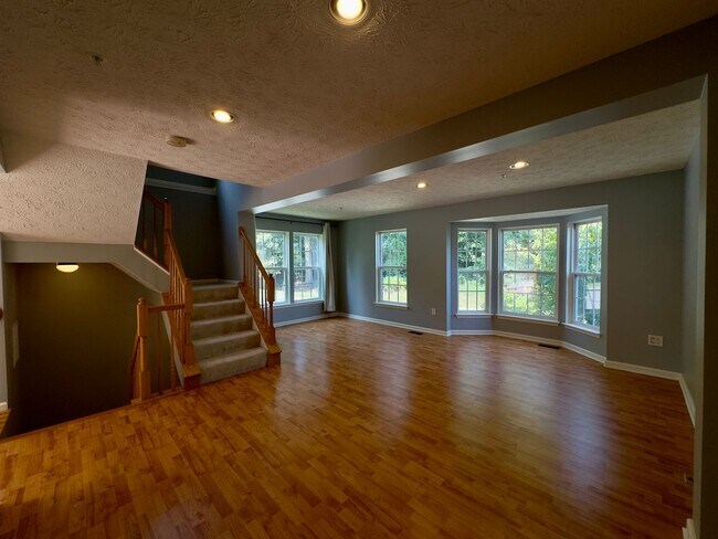 Foto del edificio - Charming 3Bed/2.5Bath Townhome in Owings M...
