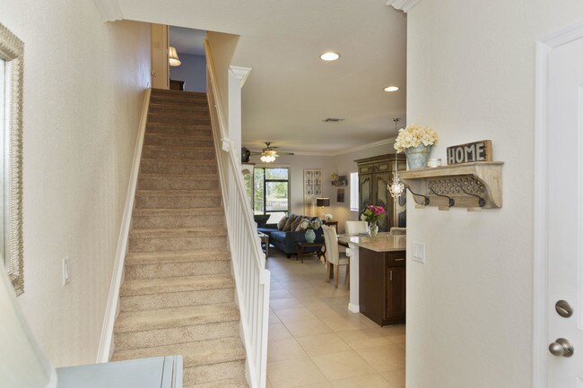 Building Photo - 1127  Vermilion Drive