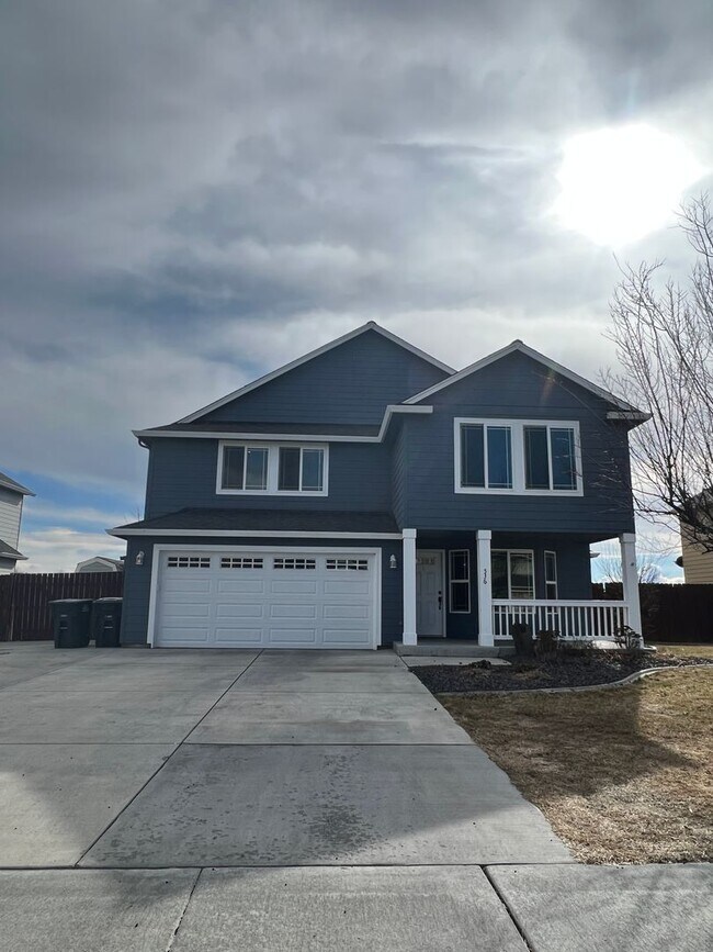 Foto del edificio - Beautifully Updated Home in Sage Point Sch...