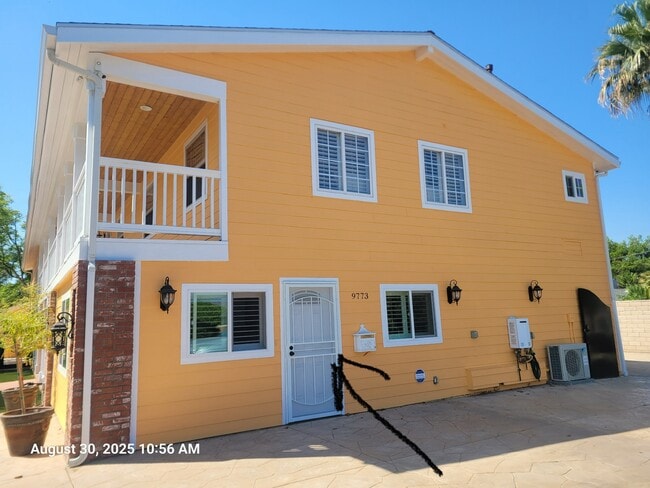 Building Photo - 9771 Paso Robles Ave