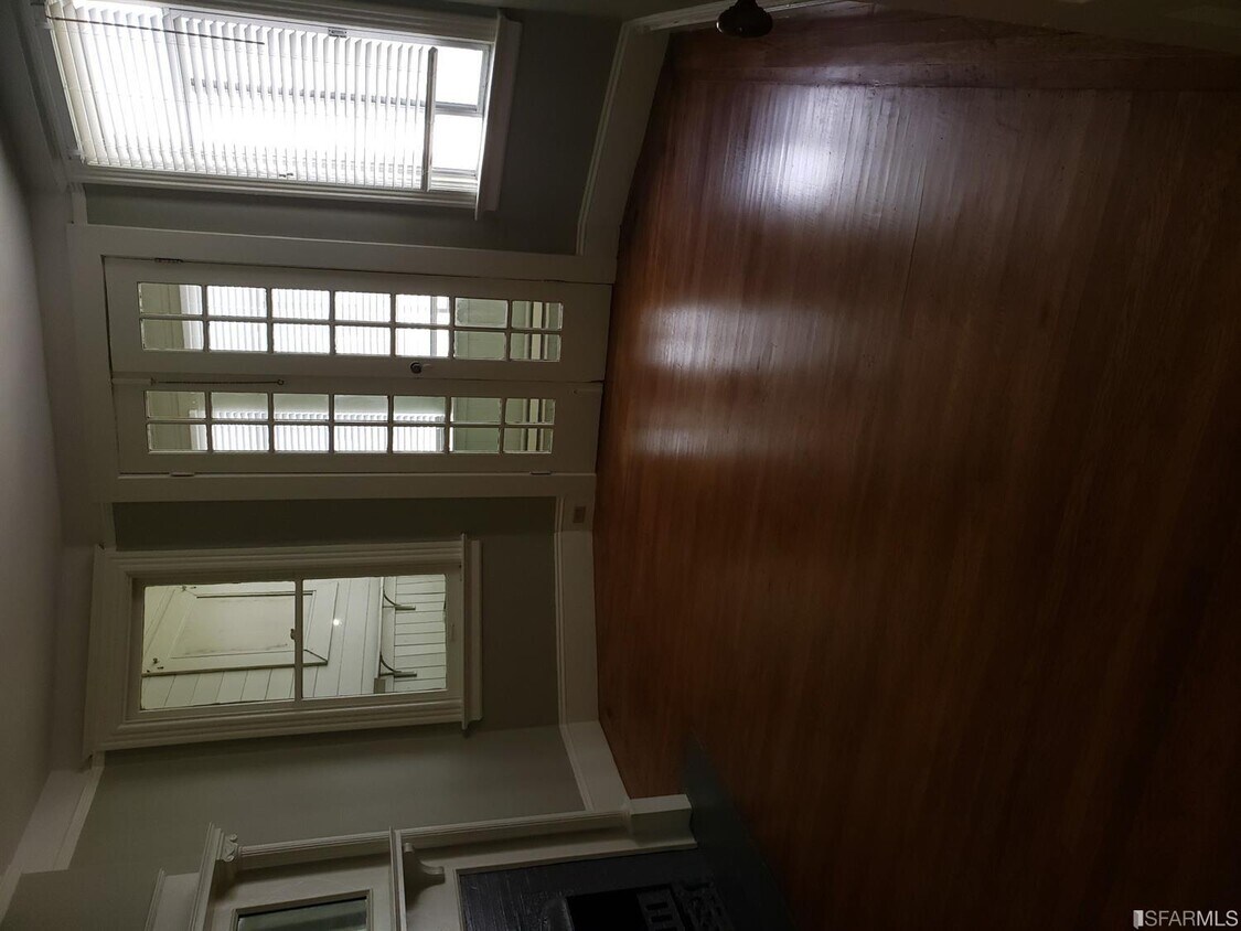 Primary Photo - 2527 Polk St