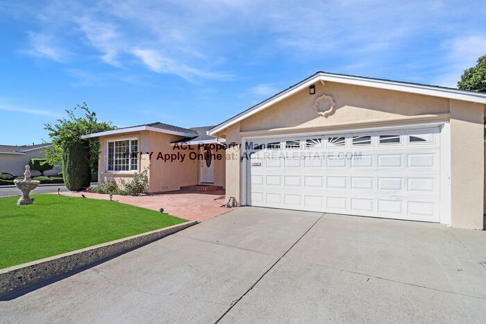 Primary Photo - Beautifully updated, One Story Fremont Hom...
