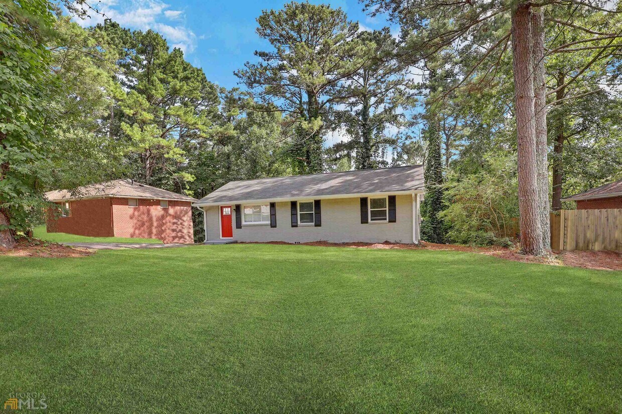 Primary Photo - 3681 Daisy Dr